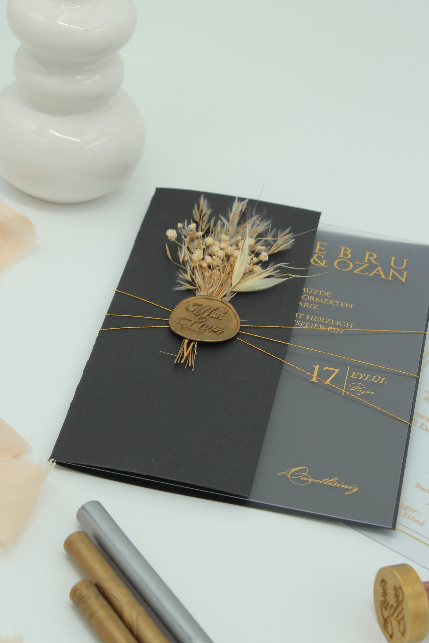 Code : 1012 - Invitation de mariage faite à la main